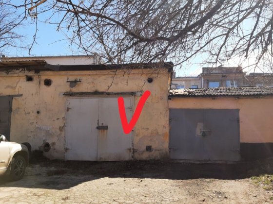 Сдам гараж,центр, район Д.К.Строителей,во дворах,ул.Кирилкина и Маяковского. Краматорск