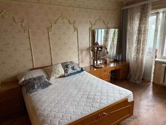 Продаж 3-к квартири вул. Виговського Івана 20а Киев