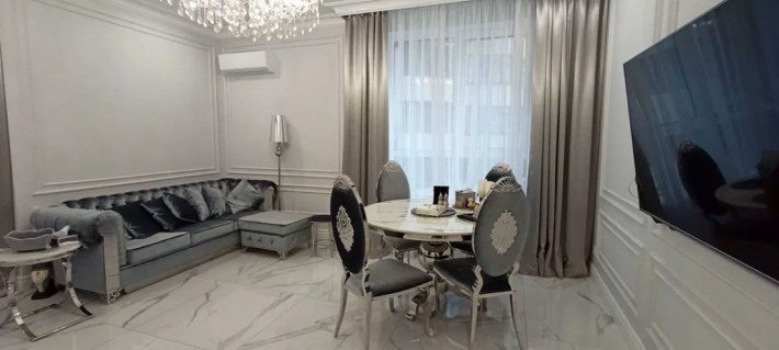 Продаж 2-к квартири бул. Лесі Українки 7в - фото 1