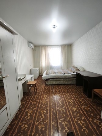 Центр. Кімната для жінки. Без господарів. - фото 1