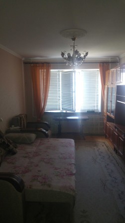 Сдам кімнату або дві в 3х кімнатній луцькЧорновола6/88 - фото 1