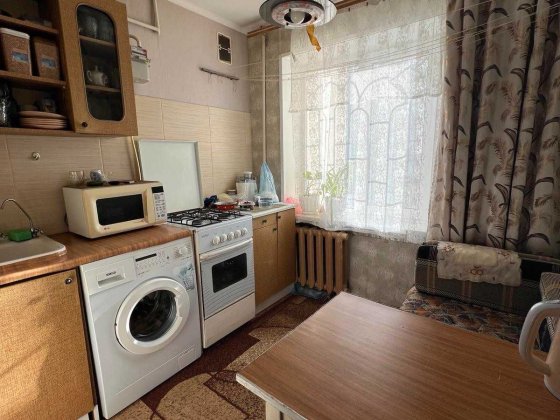 Здам окрему кімнату в квартирі на Алмазному
