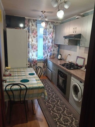 Оренда КІМНАТИ в квартирі по вул.Харківська р-н 9 школи - фото 1
