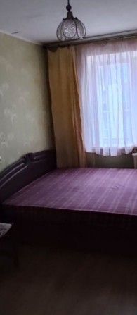 Здається кімната в квартирі без господарів для дівчини. - фото 1