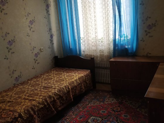 Оренда кімнати для дівчини або жінки на Старому місті.  Педучилище р-н Винница