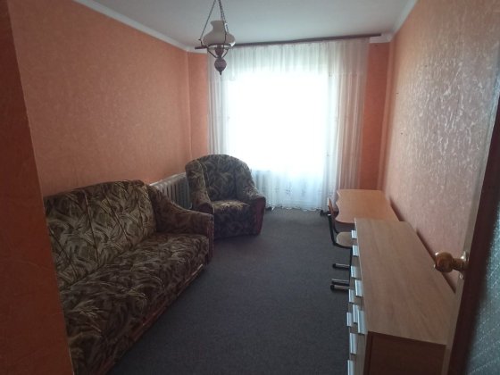 Оренда кімнати для дівчини по вул Кості Широдського.  Проживання без власників.  Вільні три кімнати Винница
