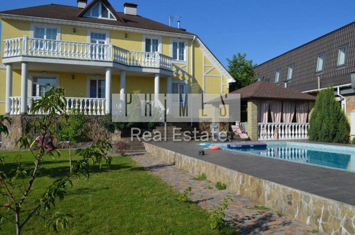 Оренда VIP будинку з басейном, цоколь, гараж на 2 авто, КМ Montana Village, Козин - фото 1