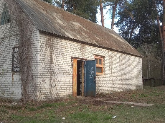 Здам  будинок під склад Княжичі