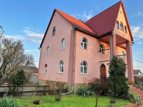 Оренда будинок з підвалом-укриттям та автономним світлом, 240 м² с. Новосілки Новосілки