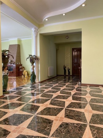 ОРЕНДА ПРОСТОРОГО БУДИНКУ 200 м.до ТРЦ ПОДОЛЯНИ - фото 1