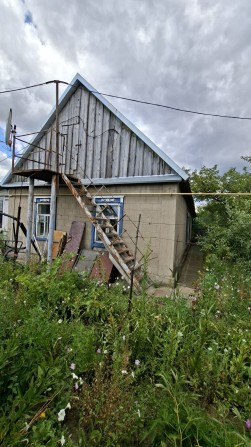 Сдаётся дом Нижняя Хортица   ул. Вишнёвая - фото 1