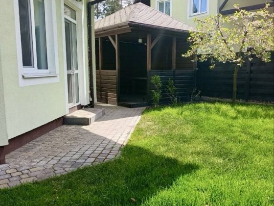 ОРЕНДА СТИЛЬНОГО дуплекса в лісовой Бучі