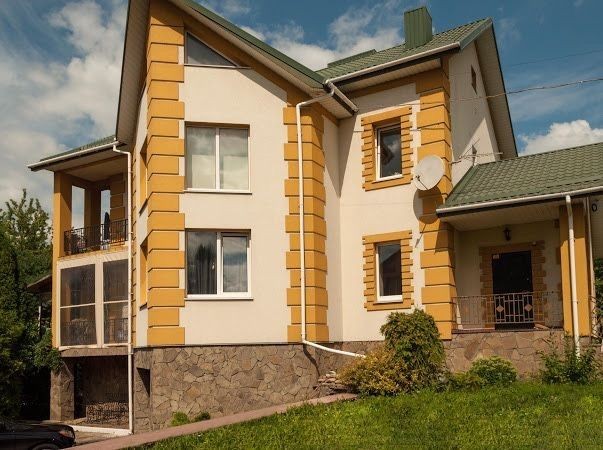 Оренда будинку в м . Рівне - фото 1