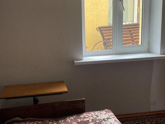 Здам  частину будинку,район Ж/Д  вокзалу