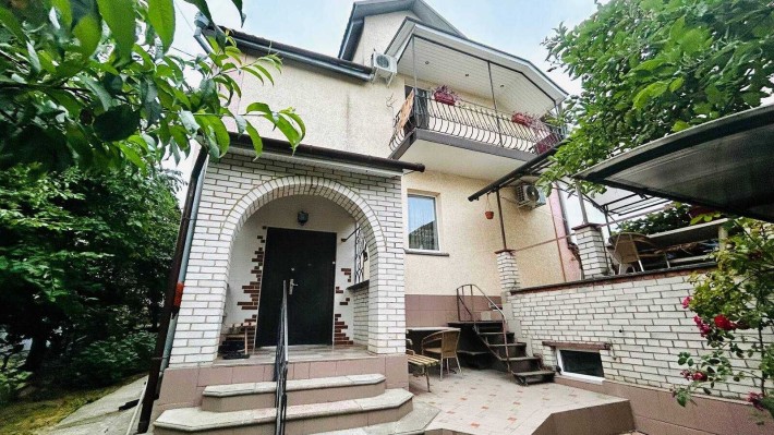 Оренда. Просторий будинок. 3 кімнати, 150 м². Старе місто - фото 1