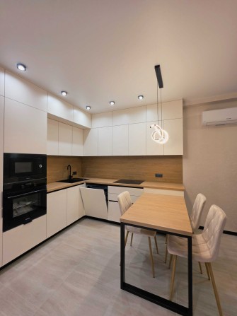 Перша здача! Оренда двокімнатної Studio 42m2 | ЖК Нова Англія - фото 1
