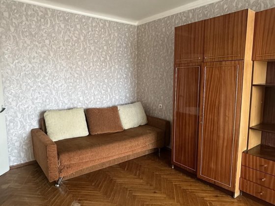 Хороша 1к на Волинській 69,Севастоп Пл, м Вокз Киев