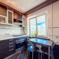 Продаж 3к квартири на вул. Дегтярівська, 10 Киев