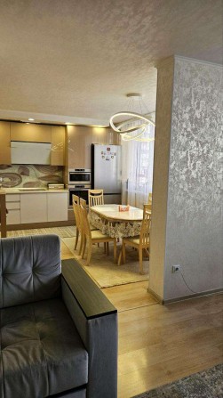 Продаж 3-к квартири вул.  Бориса Гмирі 4 - фото 1