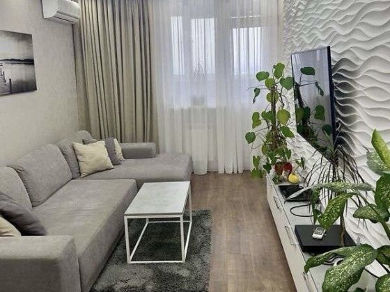 Продаж 2 кімн. Рональда Рейгана 40. Троещина. Київ
