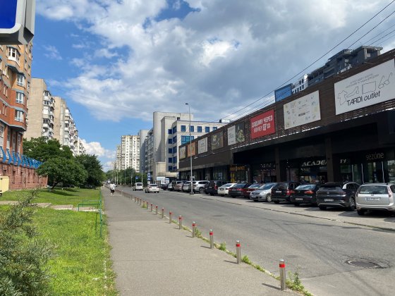 БЕЗ%, продам офіс 101.50м2, Василя Стуса 35/37, 7хв пішки метро Академмістечко або Житомирська Киев