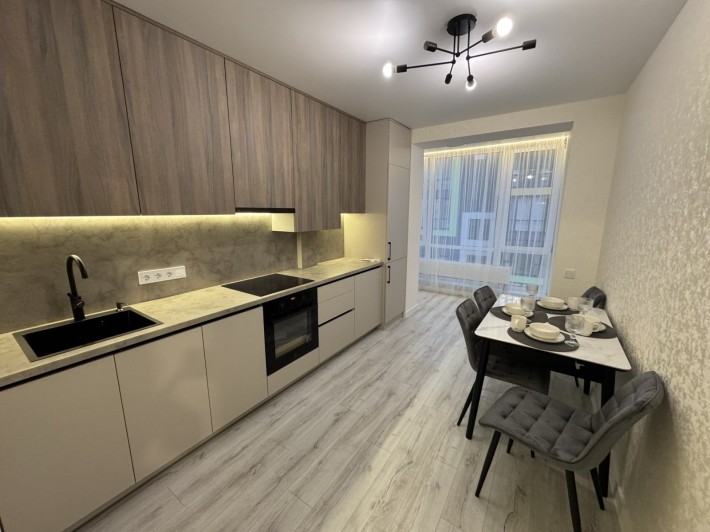Перша здача! Світла 2к квартира 56м² в ЖК Модуль - фото 1
