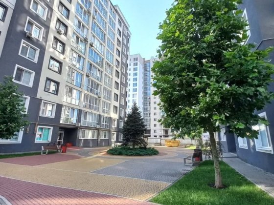 Простора 1К квартира 43 м² | ЖК Континент Буча