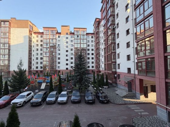 Оренда перша здача 3кім 80м 2 поверх ЖК Європейське Сіті вул Симоненка мрн Каскад