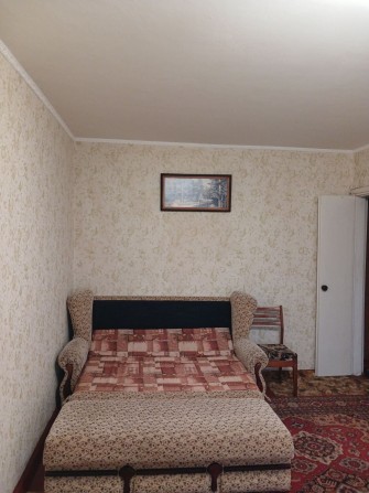 От хозяина сдам 1-ком. Район Аврора 8500 - фото 1