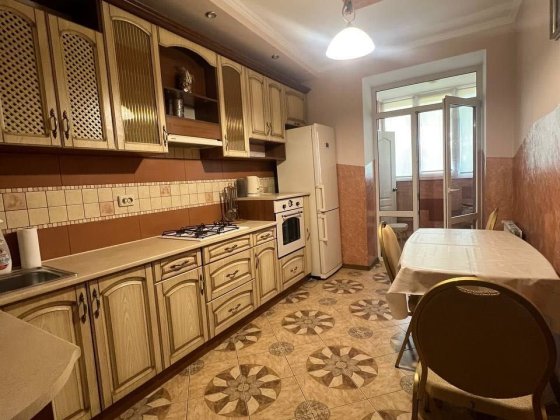 Оренда 1 км квартири в спальному районі міста