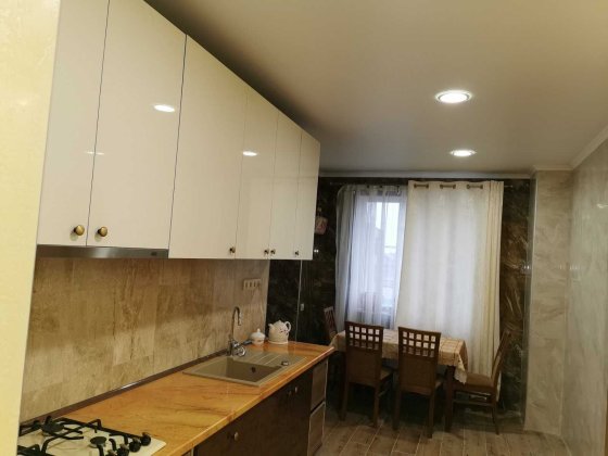 Здається в оренду квартира в центрі (Коновальця-Січових Стрільців) Ивано-Франковск