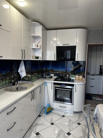 Сади 3 4 кімнатна квартира з євроремонтом - фото 1