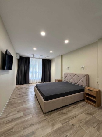 Оренда 1,5-кімнатної квартири в ЖК Main House вул. Коновальця - фото 1