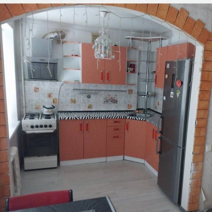 Браїлки гарний стан поруч зупинка - фото 1