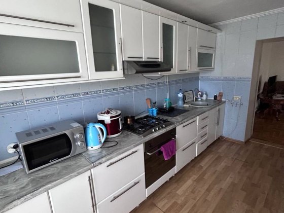 Здається в оренду 4-х кімнатна квартира Ивано-Франковск