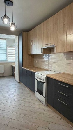 Комфорт без зайвих турбот, квартира з меблями та технікою готова до заселення. - фото 1