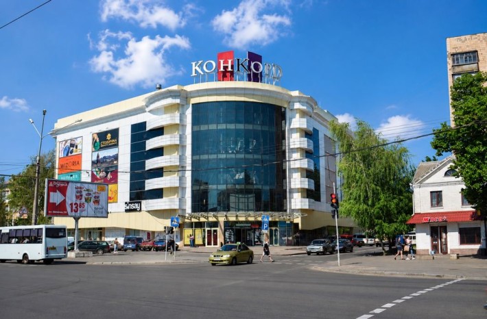 Двокімнатна квартира, світло не вимикають! - фото 1