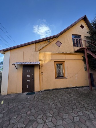 Двокімнатна частина будинку з автономкою на Теліги - фото 1