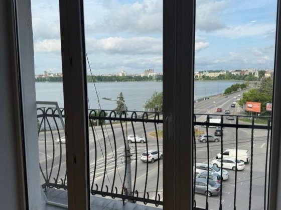 Квартира з неймовірним видом з усіх вікон, масив Дружба, два кроки від центру, тепла підлога, кондиц Тернополь