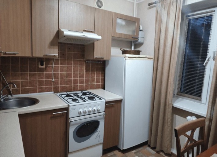 Здам 2к квартиру у центрі міста родині - фото 1