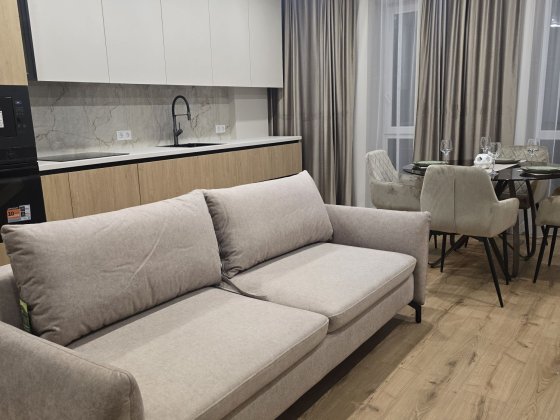Здається в оренду 2 кімнатна квартира в м. Ужгород ЖК " West Towers" Ужгород