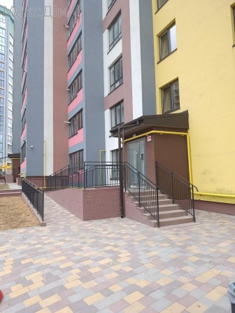 Гарна квартира в новобудові в спокійному районі - фото 1