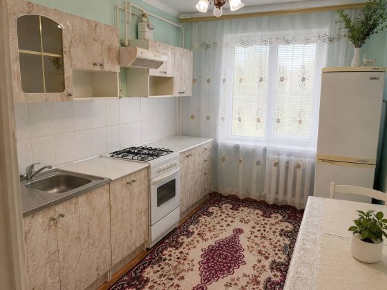 Оренда 2-кімнатної квартири вул.Головна р-н Депот Чернівці