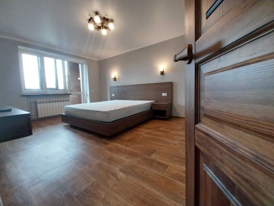 Оренда просторої двокімнатної квартири в центрі
