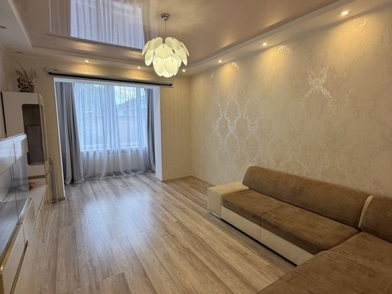 Оренда 3к квартири, власна тераса, закрита територія