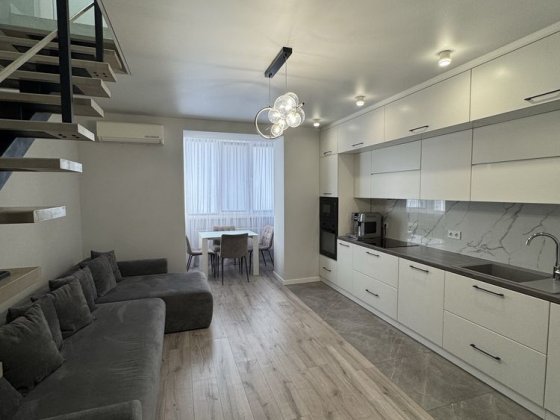 Оренда квартири від власника: 4 кімнати, гардероб, 110 м.кв. Винница