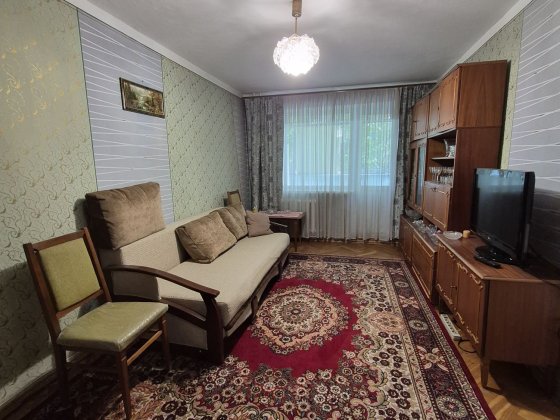 Оренда 3к.квартири на Космонавтів ближче до Лісопарку