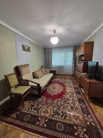Оренда 3к.квартири на Космонавтів ближче до Лісопарку - фото 1