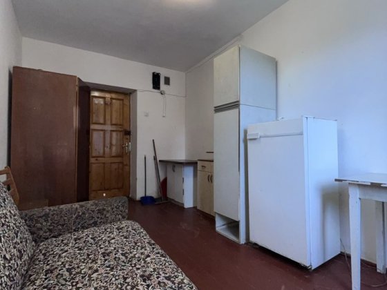 Продаж кімнати в гуртожитку