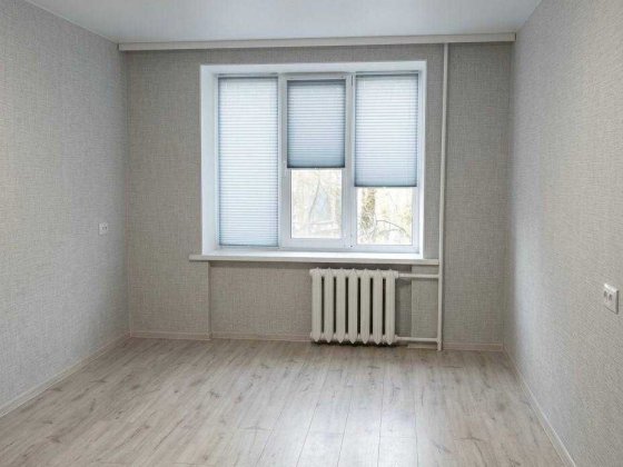 Продам кімнату 14 м² у цегляному будинку | ОСББ | Світло є завжди | 2/9